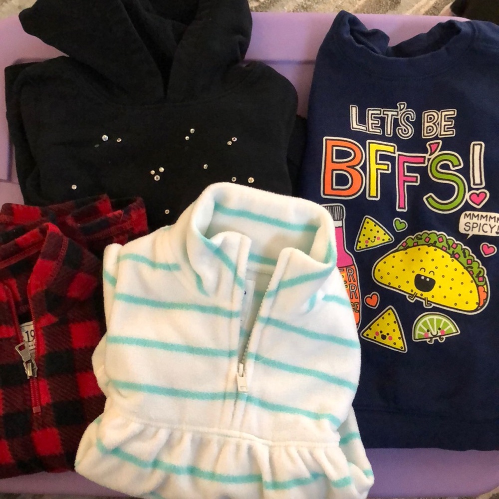 Girls sweatshirts/fleece
